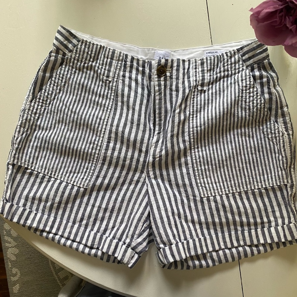Gap Girlfriend Chino Shorts